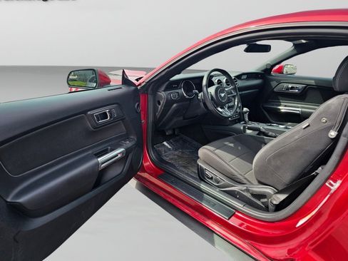 Used 2016 Ford Mustang Coupe w/ Equipment Group 051A RWD image 18