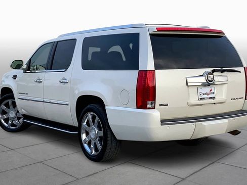 Used 2009 Cadillac Escalade ESV image 11