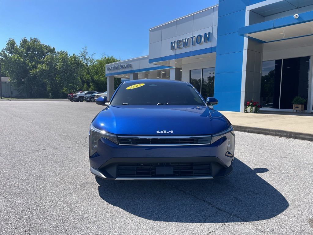 Used 2025 Kia K4 EX FWD image 2