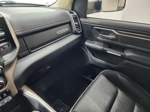 Used 2020 RAM 1500 Laramie image 12