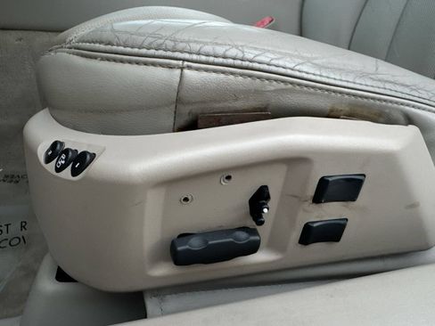 Used 2004 Cadillac XLR RWD image 14