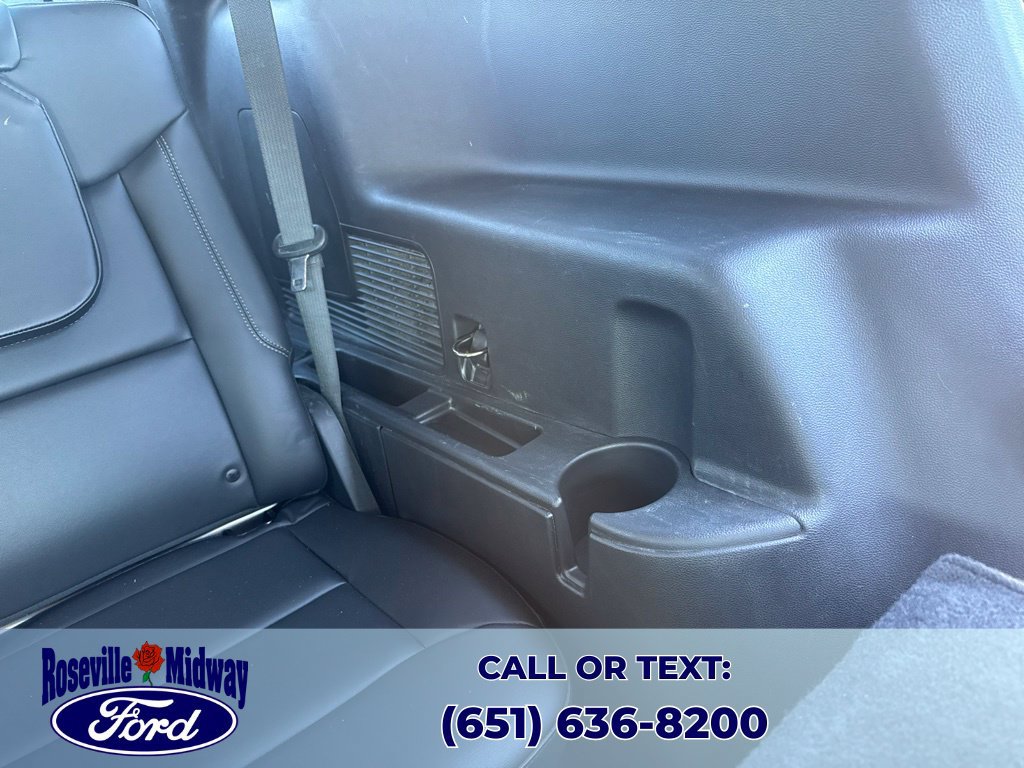 Used 2022 Ford Explorer XLT w/ Equipment Group 202A AWD/4WD image 28