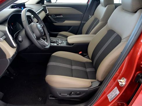 Certified 2025 MAZDA CX-50 AWD 2.5 S w/ Accent Package image 15