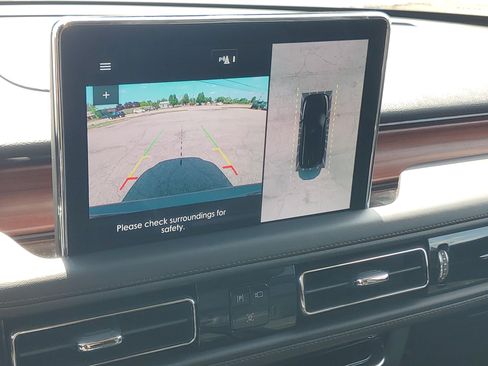 Used 2024 Lincoln Aviator Reserve w/ Equipment Group 201A AWD/4WD image 17