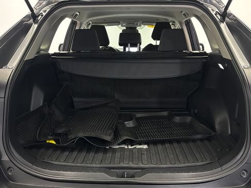 Used 2023 Toyota RAV4 LE AWD/4WD image 37