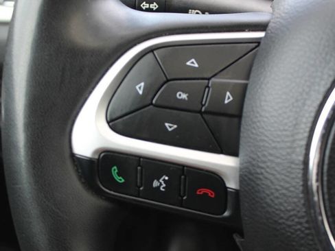 Used 2021 Jeep Compass Latitude w/ Sun and Sound Group AWD/4WD image 27