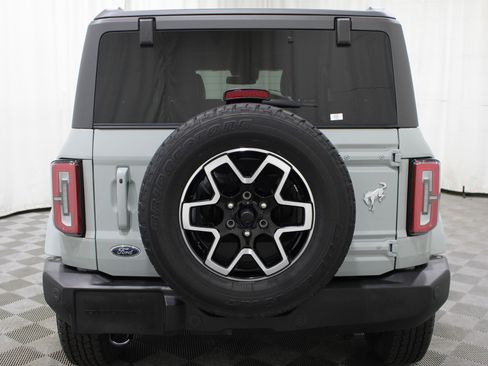 Used 2024 Ford Bronco Outer Banks AWD/4WD image 33