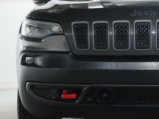 Used 2022 Jeep Cherokee Trailhawk w/ Comfort/Convenience Group AWD/4WD image 6