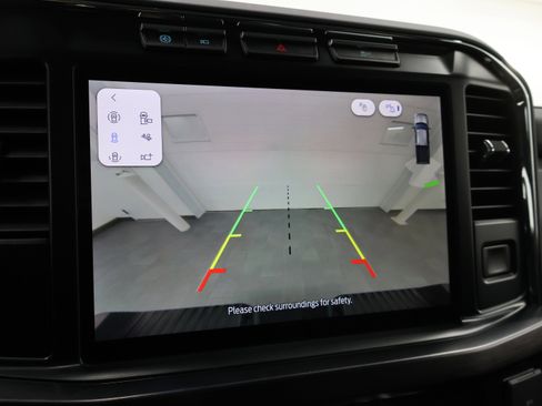 Used 2023 Ford F350 Lariat w/ Chrome Package image 16