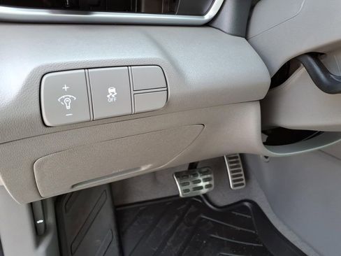 New 2026 Hyundai Elantra Sport FWD image 14