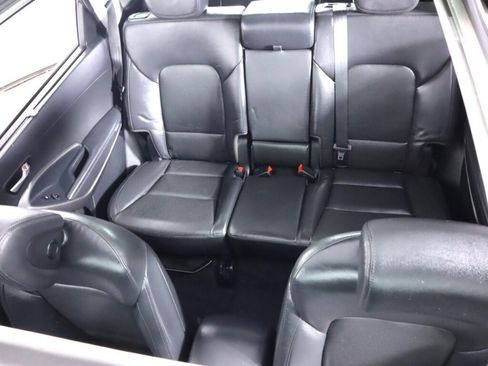 Used 2018 Hyundai Santa Fe SE w/ Cargo Package image 40