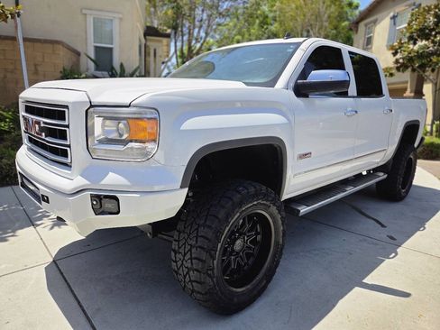 Used 2014 GMC Sierra 1500 SLT w/ All-Terrain Package AWD/4WD image 37