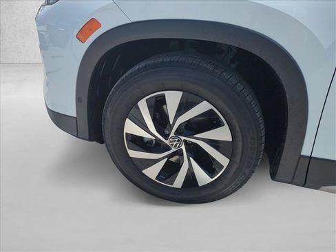 Used 2025 Volkswagen Tiguan S FWD image 23