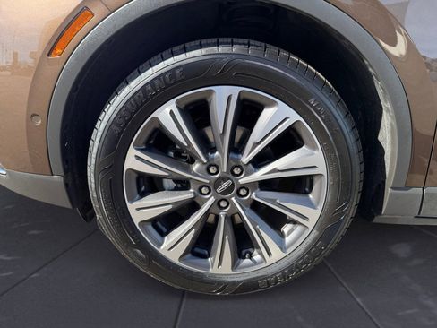 Certified 2022 Lincoln Corsair Reserve w/ Equipment Group 201A image 14