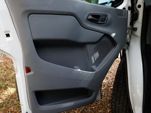 Used 2019 Ford Transit 350 XLT RWD image 46