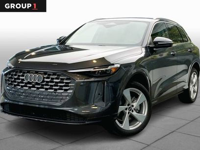 New 2025 Audi Q5 Premium Plus