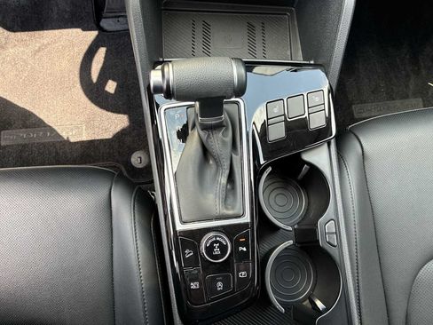 Used 2025 Kia Sportage EX w/ Premium Package AWD/4WD image 22