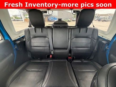 Used 2023 Jeep Wrangler Sahara image 9
