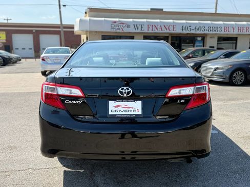 Used 2014 Toyota Camry LE image 6
