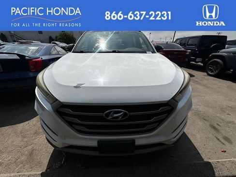 Used 2017 Hyundai Tucson Night FWD image 1