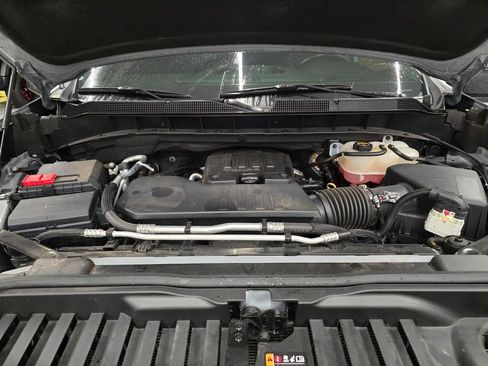 Used 2024 Chevrolet Silverado 1500 Custom w/ Turbomax Blackout Package RWD image 16