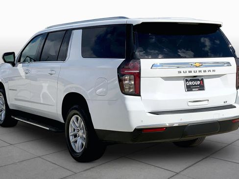 Certified 2024 Chevrolet Suburban LT RWD image 12