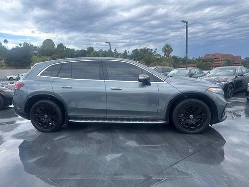 Used 2023 Mercedes-Benz EQS 580 4MATIC SUV image 4