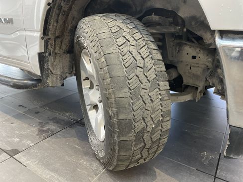 Used 2024 RAM 1500 Big Horn AWD/4WD image 13