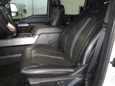 Used 2019 Ford F250 Platinum w/ Platinum Ultimate Package AWD/4WD image 23