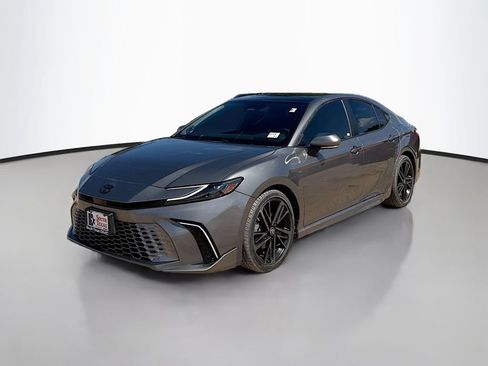 Used 2025 Toyota Camry XSE w/ Premium Package FWD image 3