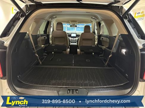 Used 2024 Ford Explorer XLT w/ Equipment Group 202A AWD/4WD image 25