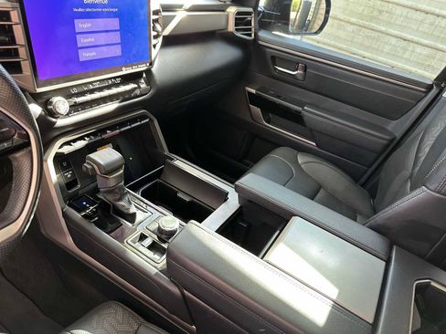 Used 2023 Toyota Sequoia Limited image 21