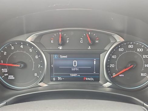 Used 2024 Chevrolet Equinox RS FWD image 15