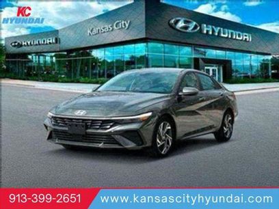 New 2025 Hyundai Elantra Limited