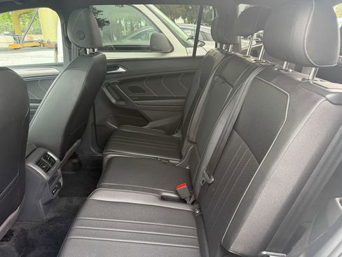 Used 2024 Volkswagen Tiguan SE R-Line FWD image 25