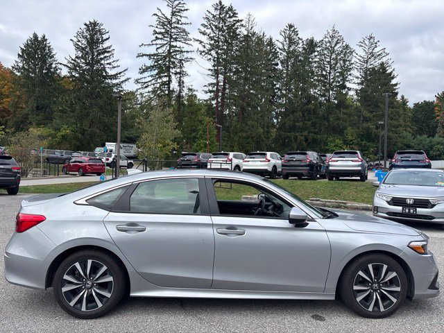 Used 2024 Honda Civic EX image 9