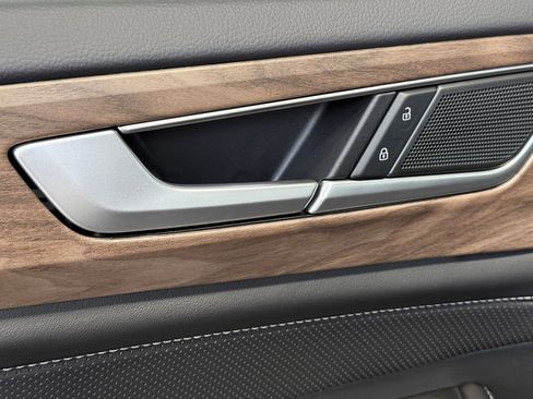 New 2026 Volkswagen Atlas SE FWD image 23
