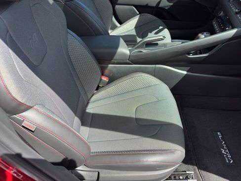 New 2025 Hyundai Elantra N Line image 17