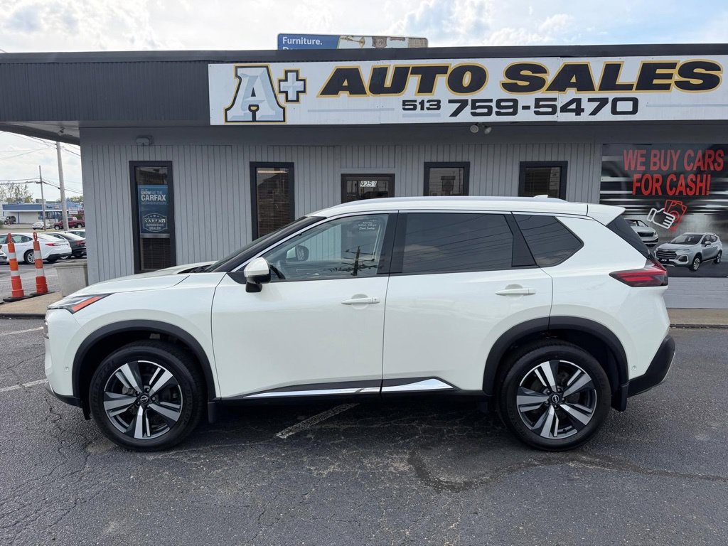 Used 2023 Nissan Rogue Platinum AWD/4WD image 1