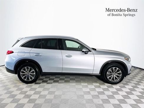 Certified 2025 Mercedes-Benz GLC 300 image 8