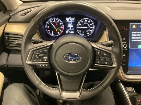 Used 2025 Subaru Outback Premium w/ Popular Package #1A AWD/4WD image 15