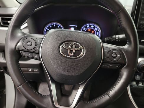Used 2019 Toyota RAV4 XLE Premium w/ Cold Weather Package AWD/4WD image 20