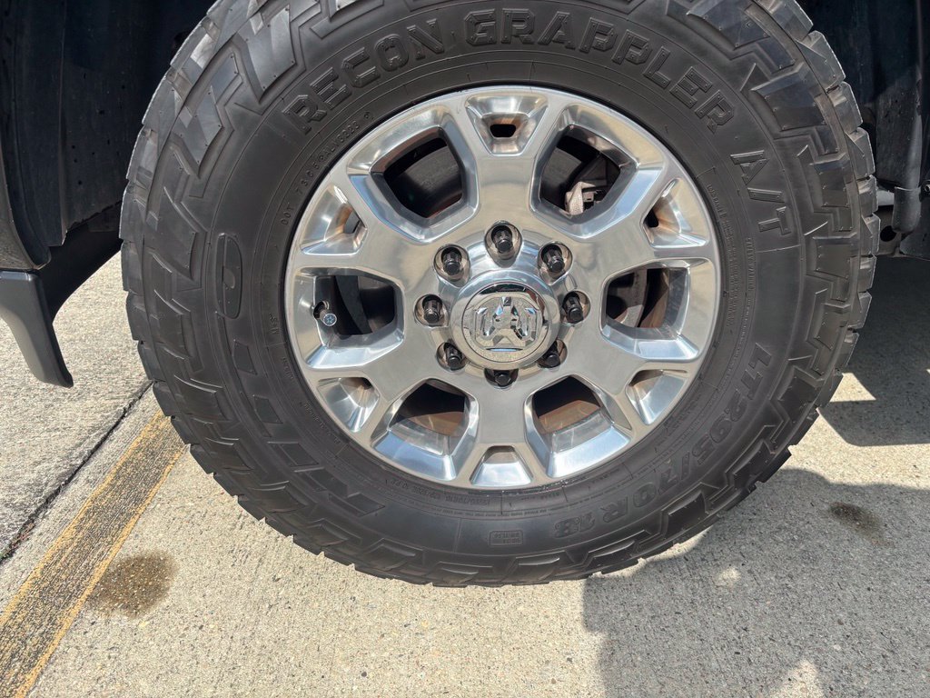 Used 2023 RAM 2500 Laramie AWD/4WD image 9