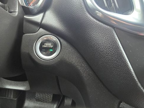 Used 2022 Chevrolet Equinox LT AWD/4WD image 21