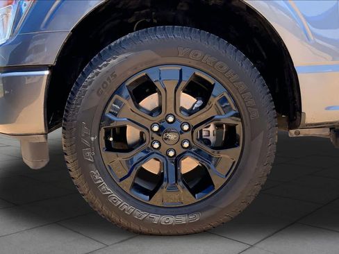 Used 2022 Ford F150 XL w/ STX Black Appearance Package AWD/4WD image 11
