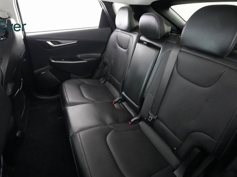 Used 2024 Kia EV6 Wind image 8