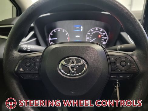 Used 2024 Toyota Corolla LE image 18