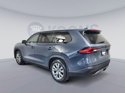 Used 2024 Toyota Grand Highlander XLE image 4