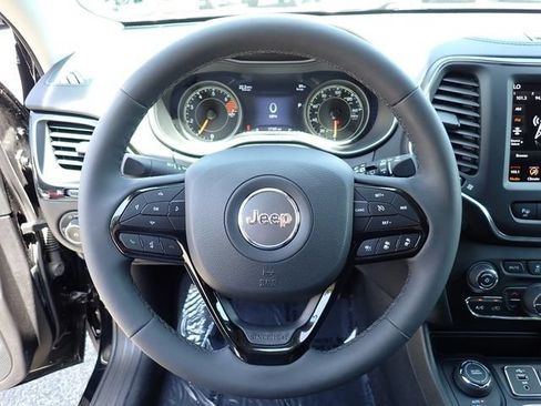 Certified 2023 Jeep Cherokee Altitude Lux AWD/4WD image 20