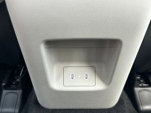 New 2025 Hyundai Tucson Limited image 17